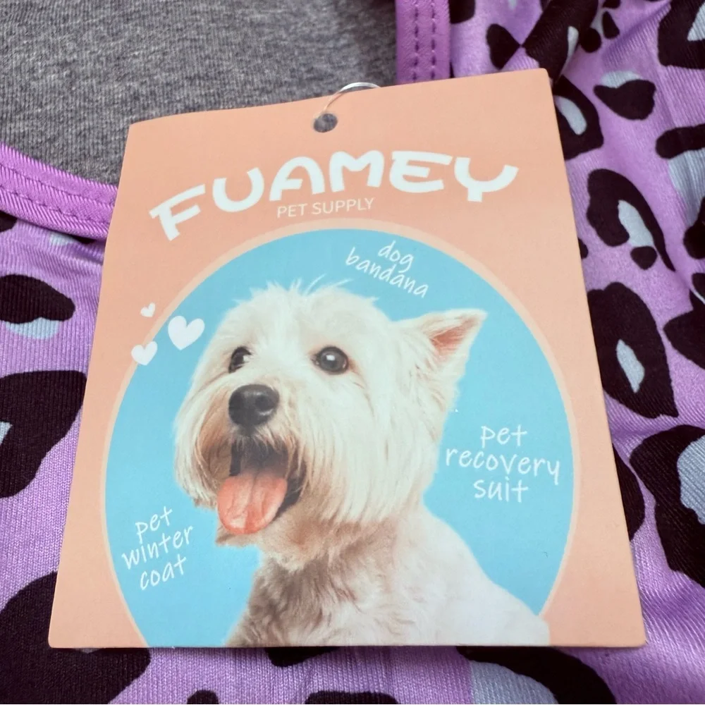 NWT! Dog recovery suit, alternative to collar, post-surgery. 42-75 lbs.